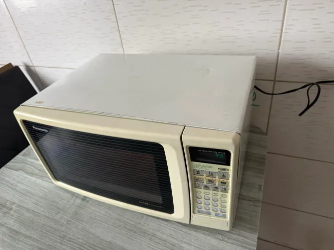 Microondas Panasonic 110 V 31 l