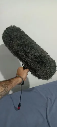 Kit de Som direto (Shotgun BOYA com Para-vento Blimp + Microfone Sennheiser MKE 600)