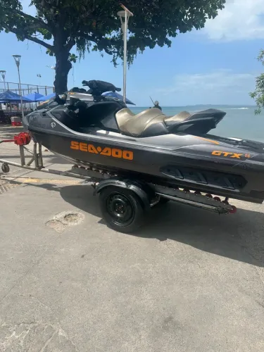 Jetski em sociedade