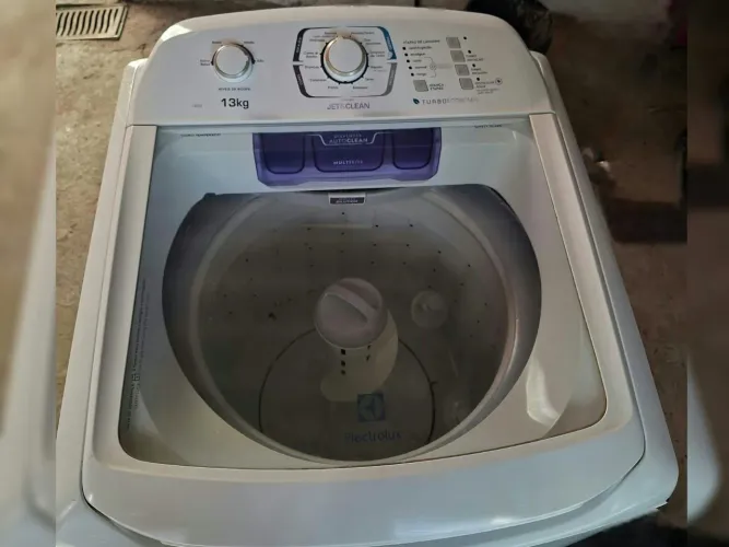 Vende-se máquina de lavar