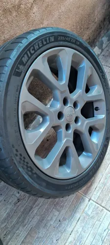 Roda aro 19 Jeep