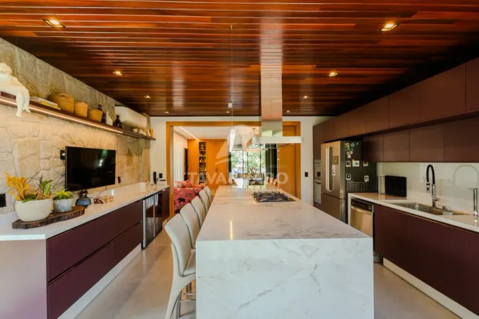 Casa Condomínio em Ponta Grossa