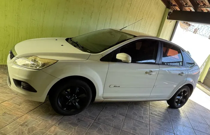 Ford Focus 1.6 S/se/se Plus Flex 8v/16v 5P 2013