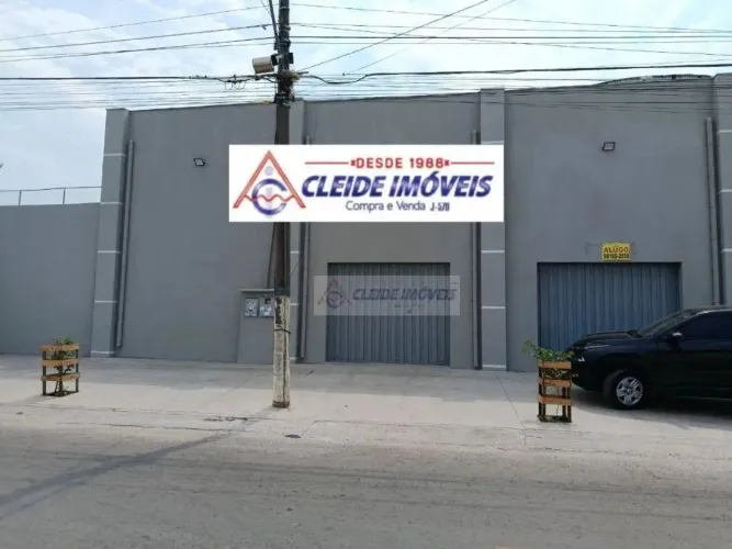 Barracão 360,00 metros quadrados, próximo a Avenida Fernando Correia, a venda R$1.000.000,