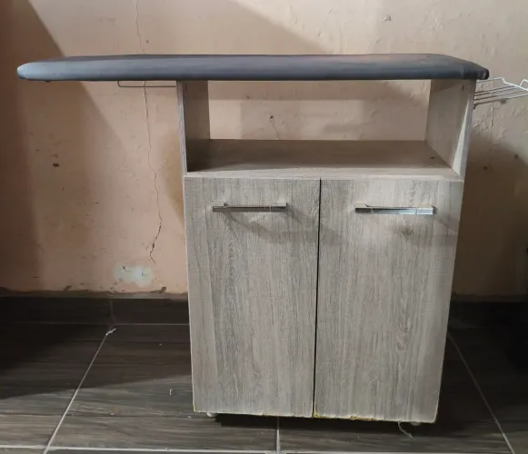 Mesa de passar roupa