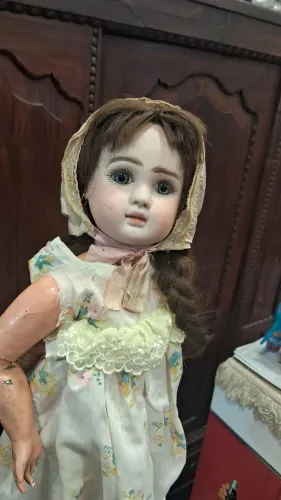 Boneca Rara e Antiga item de Colecionador