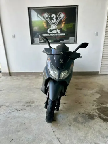 Scooter 300 cc automática. Novissima