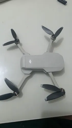 Mavic mini Fly more Combo 3 baterias com protetor de hélices na Caixa 