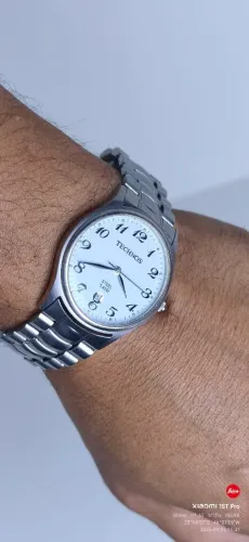 Relógio Technos com calendário