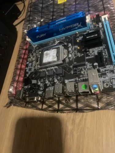 Kit i3 2ª, H61 blue case, 16GB ram Fury