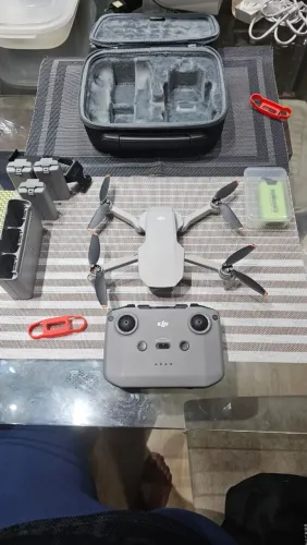 Drone DJI Mini 2 4K + Combo Fly More (Perfeito Estado) + Acessórios