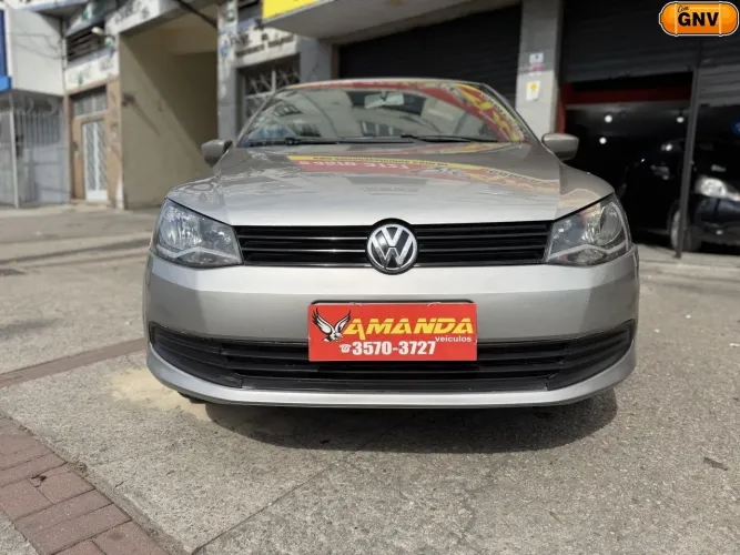 Volkswagen Voyage 1.0 Flex 12V 4P 2014