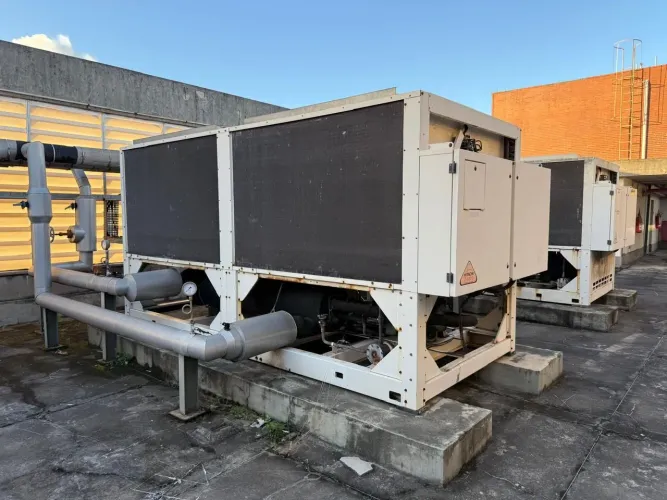 Chiller Hitachi