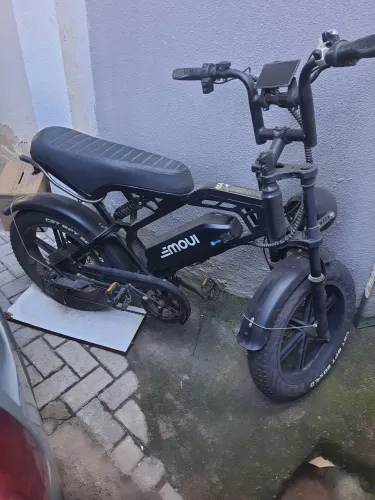 Bicicleta elétrica movi