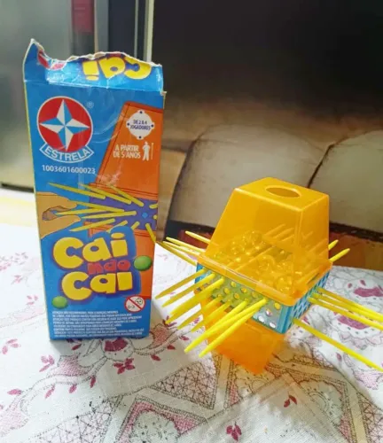 Jogo cai não cai da Estrela anos 90