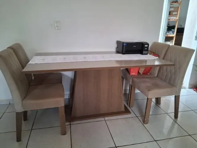 Mesa de Jantar Quadrada