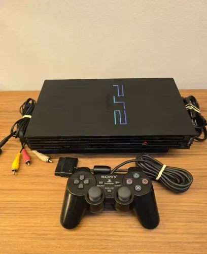 PLAYSTATION 2 FAT EM EXCELENTE ESTADO (BLOQUEADO)