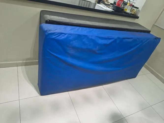 Cama box