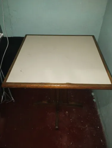Mesa de bar.