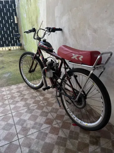 Vende - se motorizada 80 cc
