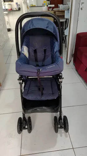 Carrinho de bebê + moisés