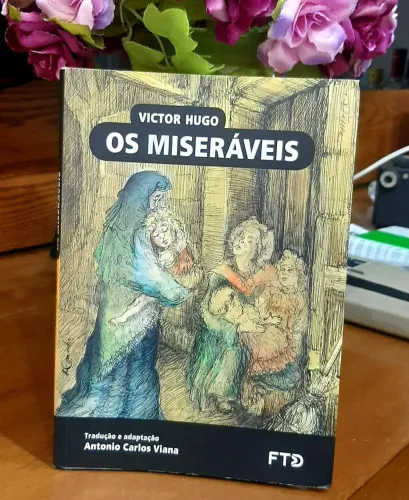 Livro OS MISERÁVEIS de Victor Hugo. Editora FTD. Impressão 2024.