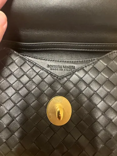 bolsa perfeita nova em couro legítimo preto modelo knot lock italiana Bottega veneta