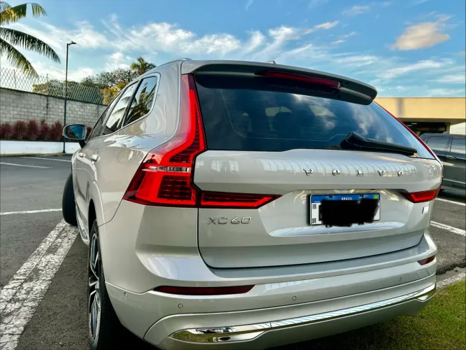 Volvo XC-60 T-8 Ultimate 2.0 AWD (híbrido) 2023