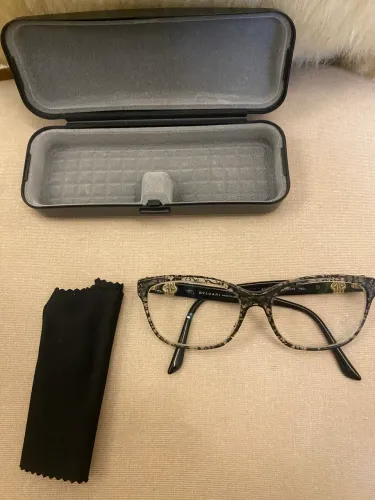 Armação de óculos de grau original Bvlgari. (VENDA APENAS PARA JUIZ DE FORA)