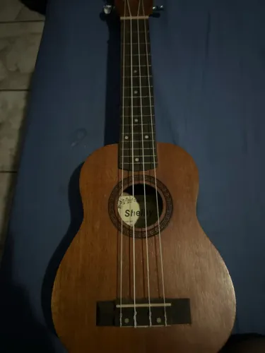 Ukelele shelby