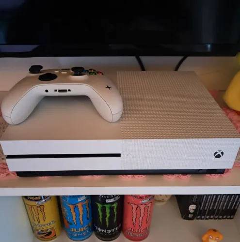 Vendo ou troco Xbox One S