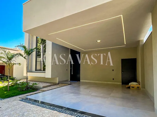 Casa em Condomínio Serra Dourada