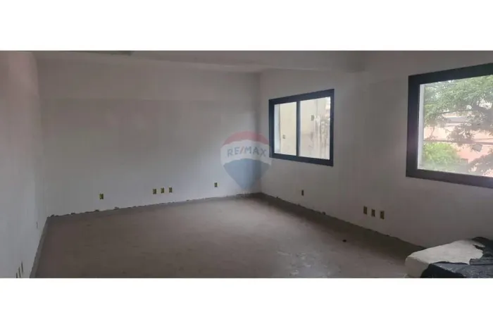 Prédio comercial para locação no Centro de Sorocaba: 1000m², 14 salas, ideal para seu negó