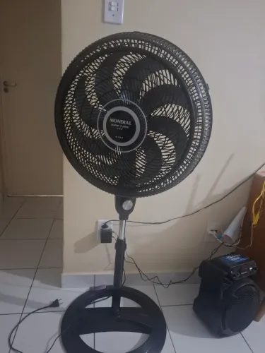 Ventilador com base 