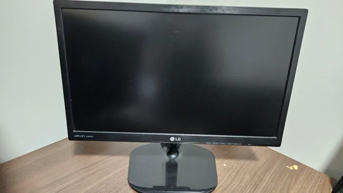 Monitor LG 22mp55
