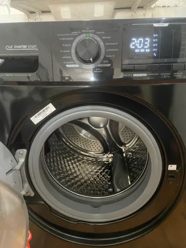 Vende-se lava e seca midea 12kg com garantia de 6 meses