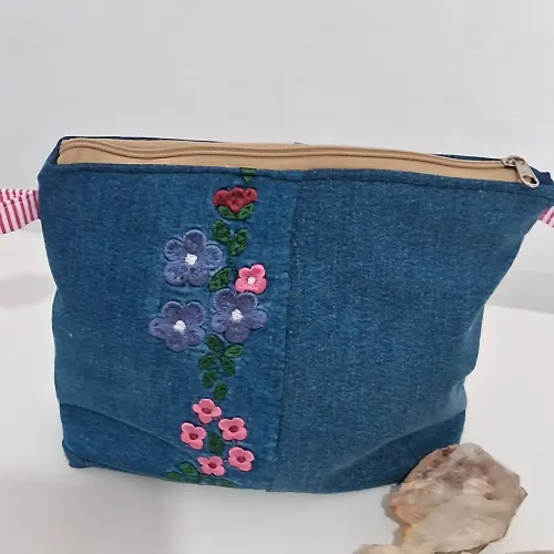 Necessaire 