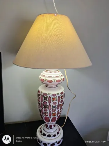 Abajur vintage em cristal pintada a mão