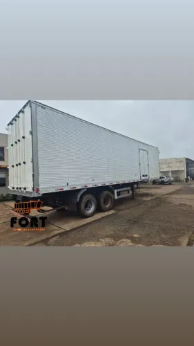 CARRETA BAU DE ALUMINIO 2 EIXOS ANO 2010 11MT