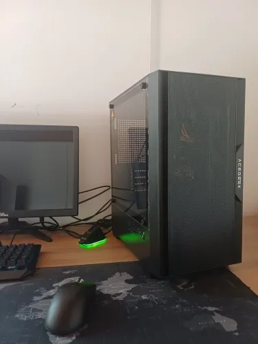 Computador i3 7100 | 8GB DDR4 | SSD | H110m Gigabyte