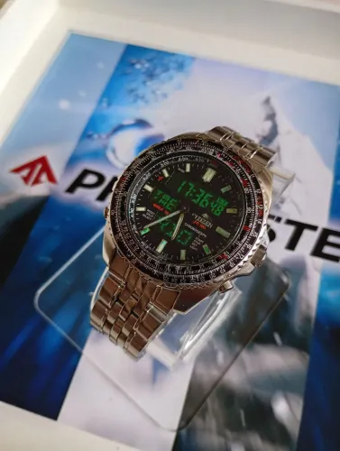 Relógio Citizen Promaster Wingam  C460 Time word 