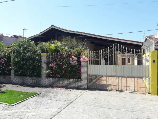 Residência Elegante em área privilegiada