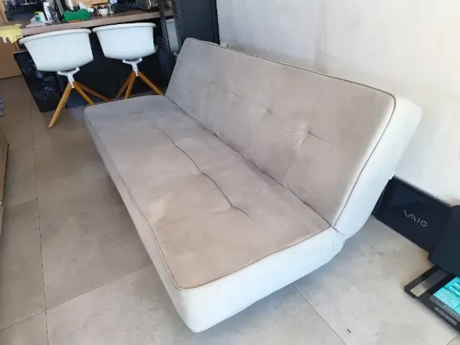 Sofá-cama 3 Lugares Suede Cinza Capitonê Retrátil Seminovo