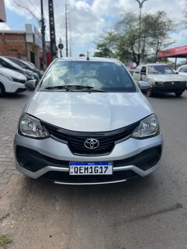 Toyota Etios X Plus 1.5 Flex 16V 5P Mec. 2019