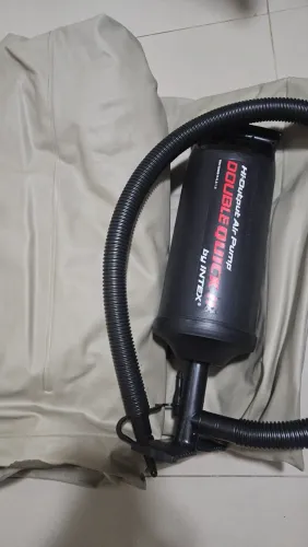 Colchão de ar inflável + bomba