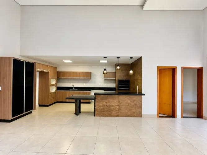 Casa com 3 dormitórios à venda, 235 m² por R$ 995.000,00 - Zona 02 - Cianorte/PR