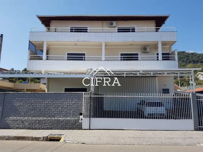 Prédio Residencial - Venda - 725m2 - Apartamentos - Piscina - Centro - Rio do Sul