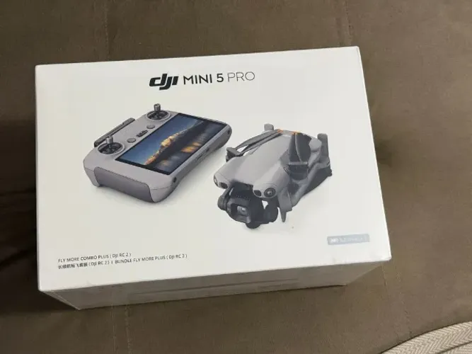 Drone Dji Mini 5 Pro Fly More Combo Plus (com Tela) - 52min + MicroSD 512gb Samsung