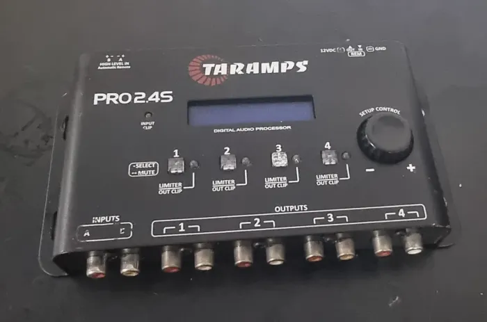 PROCESSADOR DE AUDIO TARAMPS EQUALIZADOR