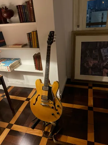 Guitarra Heritage H-535 (Gibson Es-335)